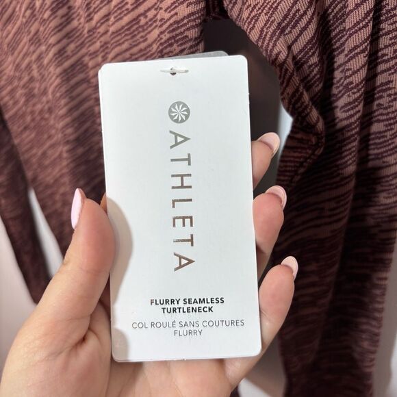 ATHLETA Flurry Seamless Turtleneck NEW with tags Size XS Wren Rustic Beige - Picture 10 of 16